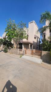 Image of 2420 Sq.ft 4 BHK Villa for sale in Raysan, Gandhinagar for Rs. 35000000