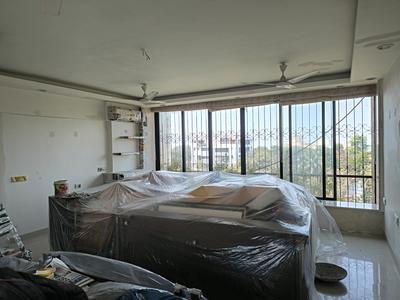 2 BHK Semi Furnished Flat