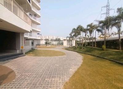 Image of 1375 Sq.ft 3 BHK Apartment / Flat for rent in Vasu Fortune Residency, Raj Nagar Extension, Ghaziabad for Rs. 22000