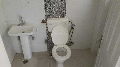Image of 1050 Sq.ft 2 BHK Apartment / Flat for rent in Ajnara Gen X, Crossings Republik, Ghaziabad for Rs. 24000