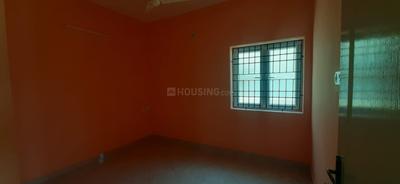 Bedroom Image of 1000 Sq.ft 3 BHK Independent House for rent in Semmancheri Chennai for Rs. 40000