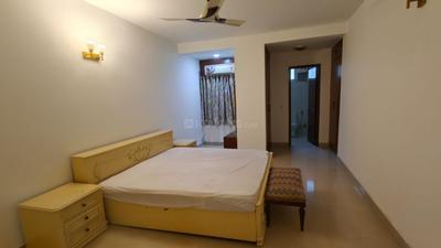 Bedroom Image of 2700 Sq.ft 3 BHK Builder Floor for rent in Greater Kailash II New Delhi for Rs. 130000