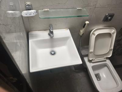 Image of 750 Sq.ft 2 BHK Apartment / Flat for sale in Borivali West, Mumbai for Rs. 19000000