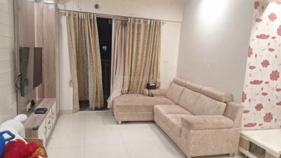 Living Room Image of 1070 Sq.ft 2.5 BHK Apartment / Flat for sale in Amanora Trendy Homes, Hadapsar Pune for Rs. 12300000