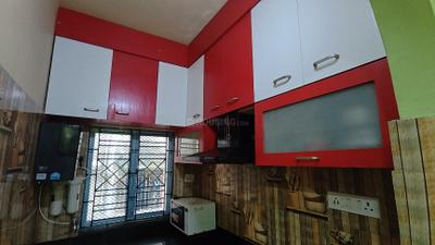 Kitchen Image of 850 Sq.ft 2 BHK Apartment / Flat for rent in Patuli Kolkata for Rs. 18000