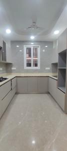 Kitchen Image of 2000 Sq.ft 3.5 BHK Apartment / Flat for rent in DDA Vasant Kunj, Vasant Kunj New Delhi for Rs. 100000