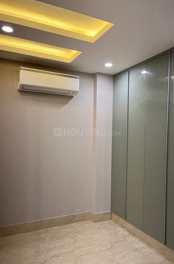 DLF Phase 1 Bedroom 1