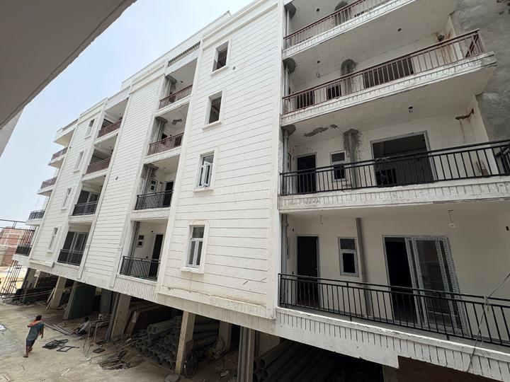 noida extension sector 1 Main Image 1