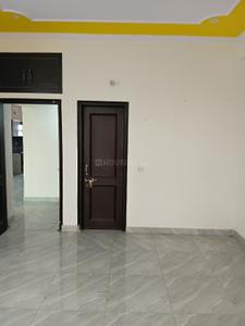 Bedroom Image of 2200 Sq.ft 3 BHK Builder Floor for rent in Sector 122 Noida for Rs. 30000