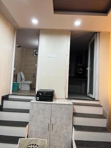 Hall Image of 650 Sq.ft 1 BHK Builder Floor for rent in Hazratganj Lucknow for Rs. 20000