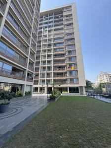 Building Image of 2000 Sq.ft 3 BHK Apartment / Flat for rent in Sampad Primero, Motera Ahmedabad for Rs. 50000