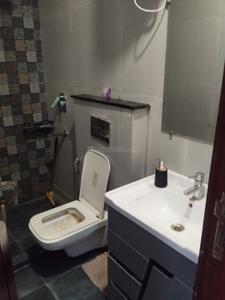 Image of 900 Sq.ft 2 BHK Builder Floor for sale in Mansarover Garden, New Delhi for Rs. 13500000
