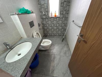 Bathroom Image of 1400 Sq.ft 3 BHK Apartment / Flat for sale in Godrej 24, Hinjawadi Pune for Rs. 13800000