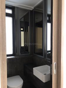 Bathroom Image of 1300 Sq.ft 3 BHK Apartment / Flat for sale in Gamdevi Mumbai for Rs. 65000000