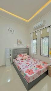 Bedroom Image of 1900 Sq.ft 4 BHK Apartment / Flat for sale in Sector 18 Noida for Rs. 8000000