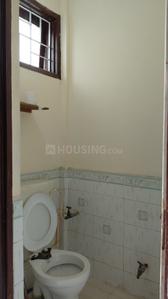 Bathroom Image of 550 Sq.ft 1 BHK Apartment / Flat for rent in Kaveri Apartments, Vasant Kunj New Delhi for Rs. 31000
