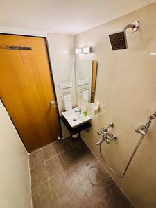 Bathroom Image of 1050 Sq.ft 2 BHK Apartment / Flat for rent in Sharnam Residency, Zadeshwar Bharuch for Rs. 15000