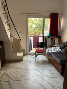Bedroom Image of 1800 Sq.ft 3 BHK Builder Floor for rent in Alaknanda New Delhi for Rs. 70000