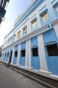 Building Image of AGARWALA BOY'S P.G. in Girish Park, Kolkata