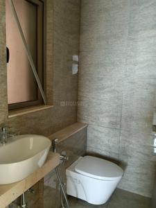 Image of 1010 Sq.ft 2 BHK Apartment / Flat for sale in Sheth Auris Serenity, Malad West, Mumbai for Rs. 26000000
