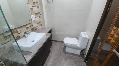 Image of 1620 Sq.ft 3 BHK Builder Floor for rent in Anand Vihar, New Delhi for Rs. 55000