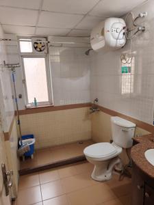 Bathroom Image of 2075 Sq.ft 3.5 BHK Apartment / Flat for sale in Bestech Park View City 1, Sector 48 Gurgaon for Rs. 37000000