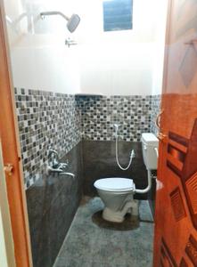 Bathroom Image of 860 Sq.ft 2 BHK Villa for sale in Kolathur Chennai for Rs. 6500005
