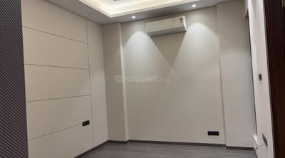Bedroom Image of 2700 Sq.ft 4 BHK Builder Floor for sale in Swaraj Homes RWA Saket Block G, Saket New Delhi for Rs. 80000000