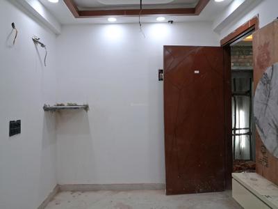 Living Room Image of 1000 Sq.ft 2 BHK Apartment / Flat for sale in Sector 72 Noida for Rs. 3800000