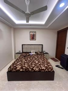 Bedroom Image of 2100 Sq.ft 4 BHK Builder Floor for sale in Rajouri Garden New Delhi for Rs. 40000000