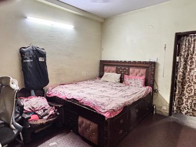 Bedroom Image of 650 Sq.ft 2 BHK Builder Floor for sale in Ramesh Nagar New Delhi for Rs. 5900000