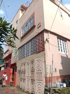 Building Image of 1200 Sq.ft 4 BHK Independent House for rent in Gupta House, South Dum Dum Kolkata for Rs. 100000
