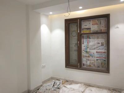 Bedroom Image of 950 Sq.ft 3 BHK Builder Floor for sale in Shalimar Bagh New Delhi for Rs. 15000000