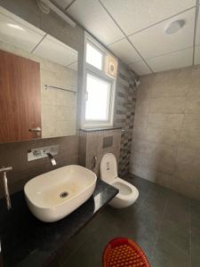 Bathroom Image of 1653 Sq.ft 3 BHK Apartment / Flat for rent in Mahindra Eden, Jyotipuram Bengaluru for Rs. 65000