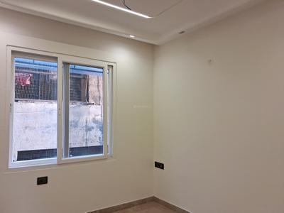 Bedroom Image of 1200 Sq.ft 3 BHK Builder Floor for sale in Paschim Vihar New Delhi for Rs. 27000000