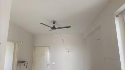 Living Room Image of 636 Sq.ft 2 BHK Apartment / Flat for sale in Shree Green Court, Sector 90 Gurgaon for Rs. 6600000