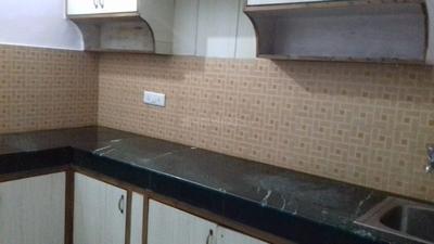 Kitchen Image of 1400 Sq.ft 2 BHK Builder Floor for rent in Sector 31 Gurgaon for Rs. 26000