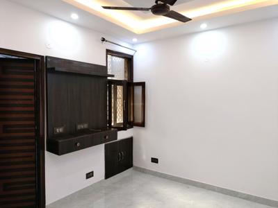 Bedroom Image of 2200 Sq.ft 4 BHK Apartment / Flat for sale in CGHS ShivLok Apartment by CGHS Group, Sector 6 Dwarka New Delhi for Rs. 31500000