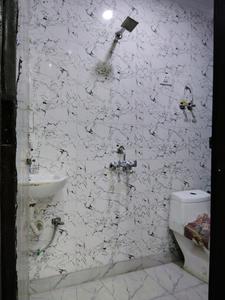 Common Bathroom Image of 800 Sq.ft 2 BHK Apartment / Flat for sale in Saket RWA, Said-Ul-Ajaib New Delhi for Rs. 4500000
