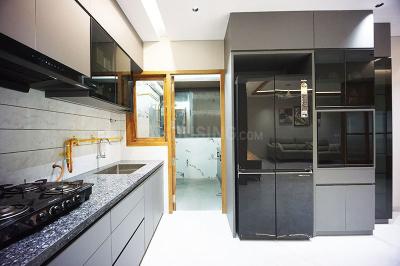 Kitchen Image of 2265 Sq.ft 3 BHK Apartment / Flat for sale in Science City Ahmedabad for Rs. 19500000