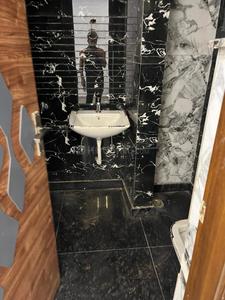 Bathroom Image of 800 Sq.ft 2 BHK Builder Floor for sale in Janakpuri New Delhi for Rs. 13500000