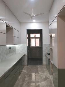 Kitchen Image of 1350 Sq.ft 3 BHK Builder Floor for sale in Shalimar Bagh New Delhi for Rs. 31000000