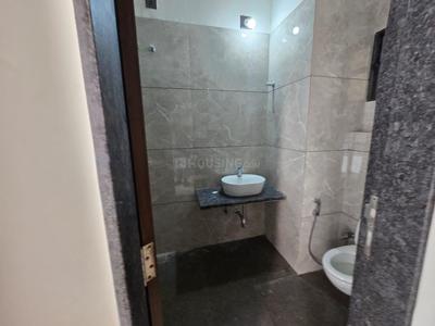 Bathroom Image of 1500 Sq.ft 3 BHK Apartment / Flat for rent in Vihal Aranya, Harni Vadodara for Rs. 25000