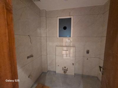 Image of 2250 Sq.ft 3 BHK Builder Floor for sale in Laxmi Nagar, New Delhi for Rs. 47000000
