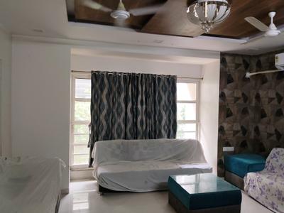 Living Room Image of 2250 Sq.ft 4 BHK Independent House for rent in Sola Ahmedabad for Rs. 70000