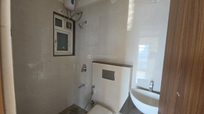 Image of 700 Sq.ft 2 BHK Apartment / Flat for sale in Shapoorji Pallonji BKC 28, Bandra East, Mumbai for Rs. 20000000