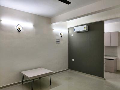 Living Room Image of 1300 Sq.ft 3 BHK Apartment / Flat for rent in Pyramid Infinity, Sector 70 Gurgaon for Rs. 25400