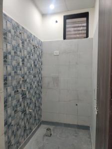 Common Bathroom Image of 750 Sq.ft 2 BHK Apartment / Flat for sale in CI Golf City, Kambakshpur Noida for Rs. 3065200