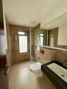Image of 1900 Sq.ft 5 BHK Apartment / Flat for rent in Piramal Aranya, Byculla, Mumbai for Rs. 380000
