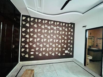 Bedroom Image of 3000 Sq.ft 4.5 BHK Duplex for sale in Jaipuria Sunrise Enclave, Kaushambi Ghaziabad for Rs. 20000000
